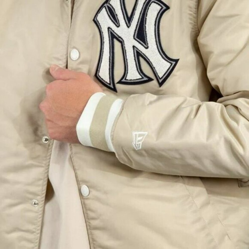 New Era New York Yankees Satin Varsity Jacket 2009 World Series Patch Men's - Picture 8 of 10